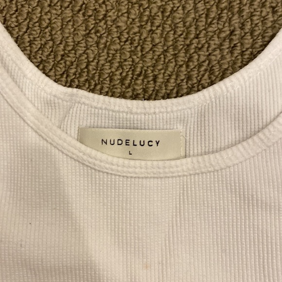 Nude Lucy cropped singlet - Picture 2 of 3